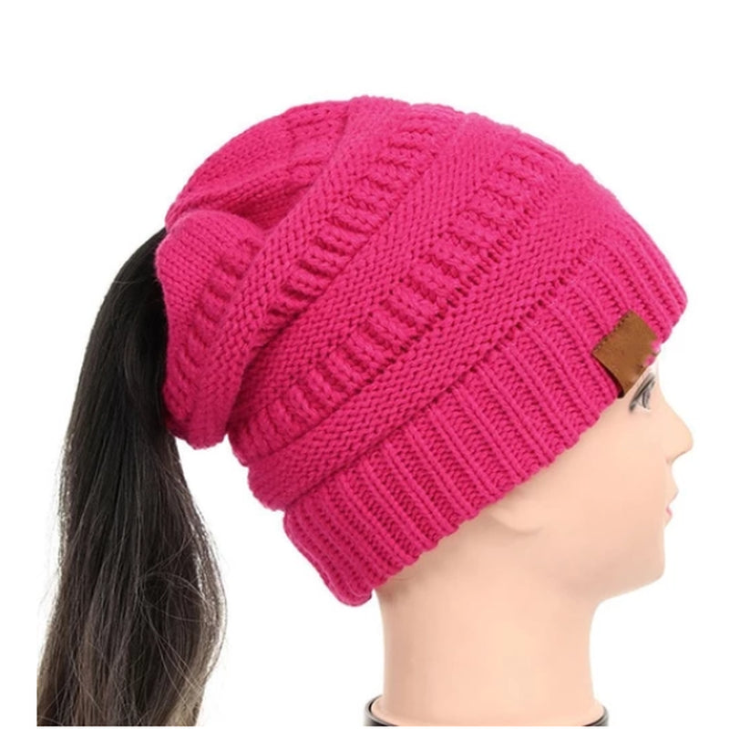 High Bun Ponytail Beanie Hat Chunky Soft Stretch Cable Knit Warm Fuzzy Lined Skull Beanie Acrylic Hats Men and Women